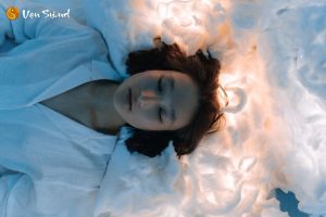 Nằm Mơ Thấy Người Lạ
